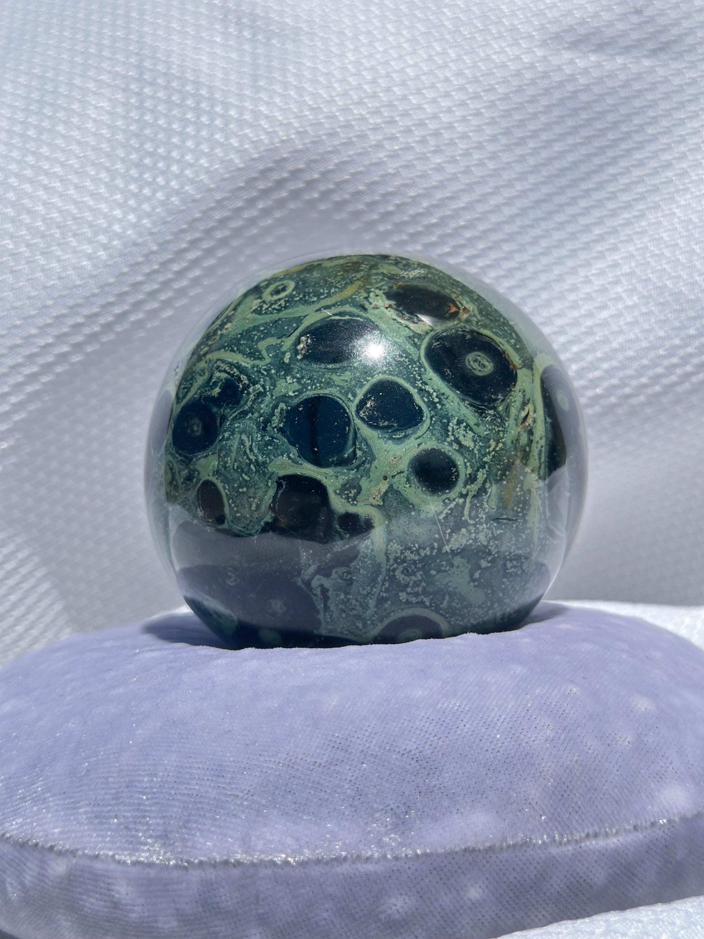 カンババジャスパースフィア – 古代の平和と感情の安定の石 - Etsy 日本