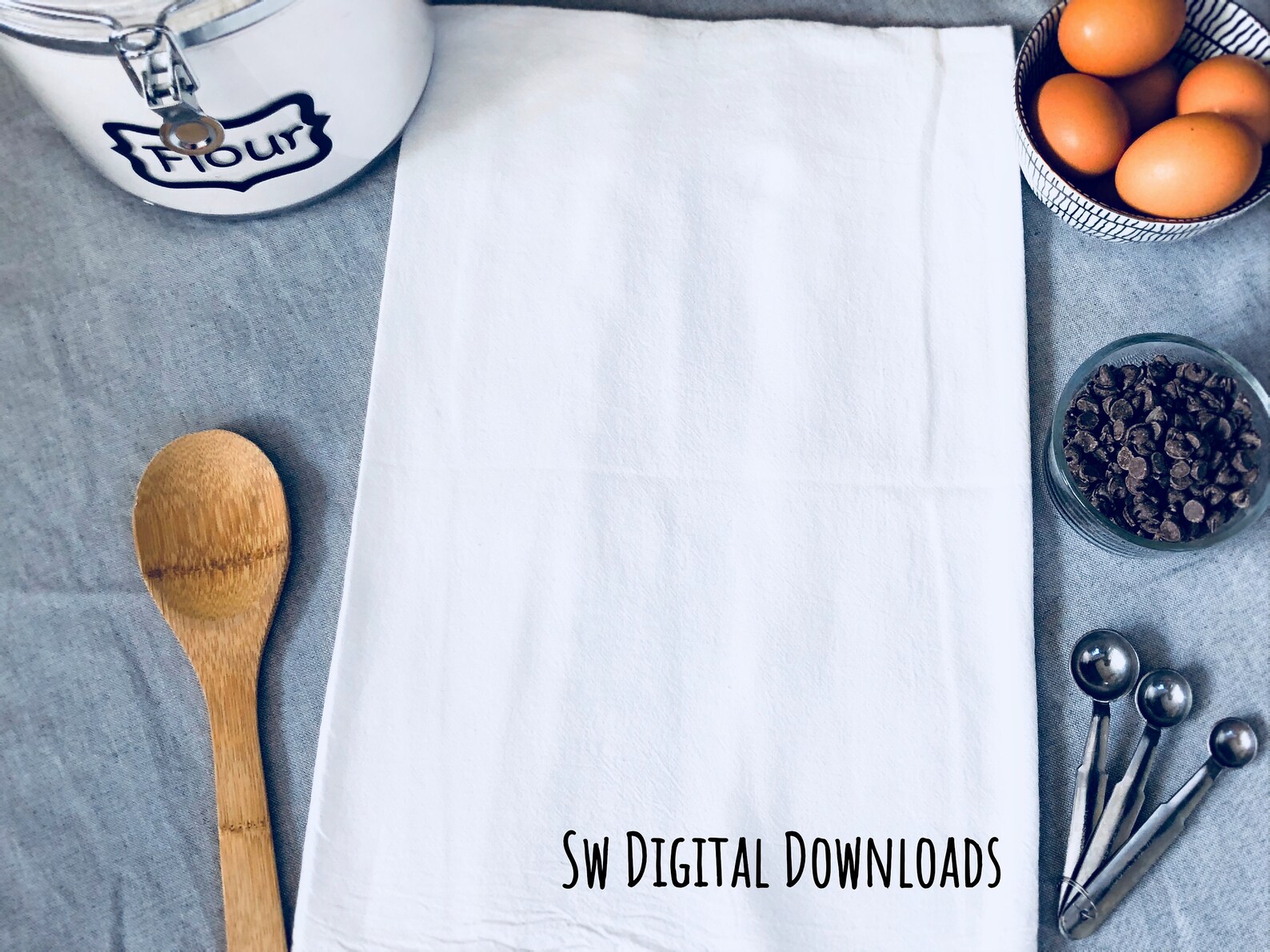 4122+ Tea Towel Mockup Psd