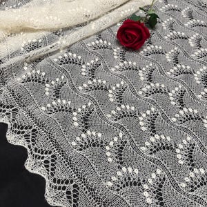 Knitted Estonian lace/ Haapsalu Shawl &quot;Lily of the Valley” creamy color