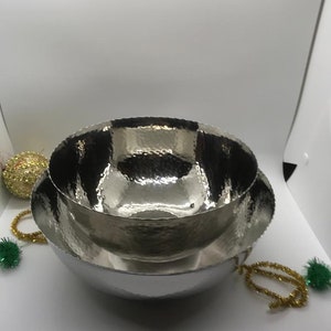 Ruffled Fruit Bowls SET of 2,Chip n Dip Set,Centerpiece Bowl,,Host Hostess Gifts,Salad Bowls,Metal Bowls,Holiday Table,Independence Day Gift