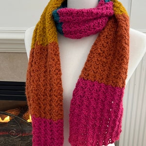 Blocked Scarf Crochet Pattern, PDF pattern, beginner friendly, fits all sizes, crochet accessory, winter scarf, crochet blocked scarf