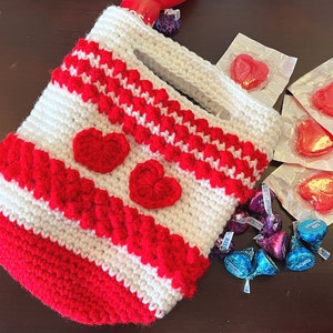 Valentine Gift Bag Crochet Pattern, Crochet gift bag, crochet pattern, crochet, crochet heart, red, white