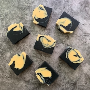 Turmeric Charcoal - Grapefruit Tea Tree - Artisan Soap