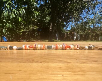 8.5" Puka Shells, Spiny Oyster, Apatite, Bracelet High-Quality