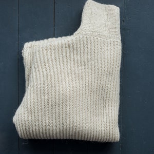 100% ALPACA WOOL SWEATER, handmade sweater, hand knit sweater, knit sweater, thin wool sweater, knit sweater for woman Cream