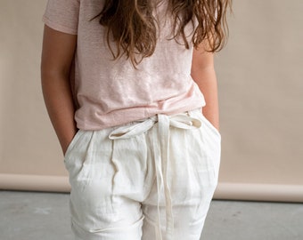 Linen Pants - Adjustable Waist & Length, Comfortable with Pockets, Customizable Sizes, Eco-Friendly Fabric - Perfect for All Seasons