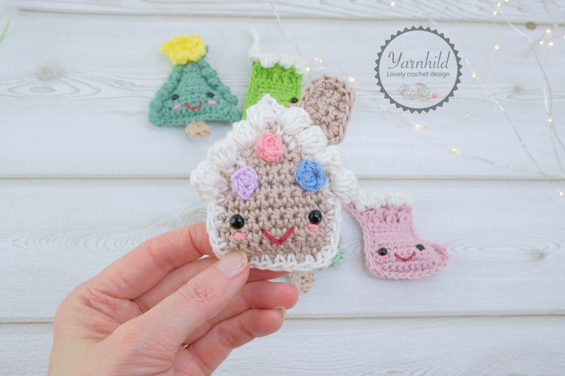 Crochet gingerbread house pattern. Printable pattern, crochet ornament gingerbread house for your Christmas tree. Cute amigurumi house image 1