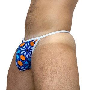 BAÑADOR tanga hombre geométrico . 100% hecho a mano. Cómodo y atractivo. Perfecto para ropa interior masculina y playa y piscina.