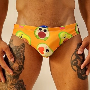 BADPAK homoseksuele herenslip avocado's 100% handgemaakt. Zeer comfortabel en aantrekkelijk, met binnenvoering en trekkoord. Diep oranje kleur