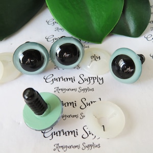 16mm Hand Painted Pale Olive Green Iris Black Pupil Round Safety Eyes and Washers: 2 Pairs - Dolls / Amigurumi / Animal / Stuffed Creation