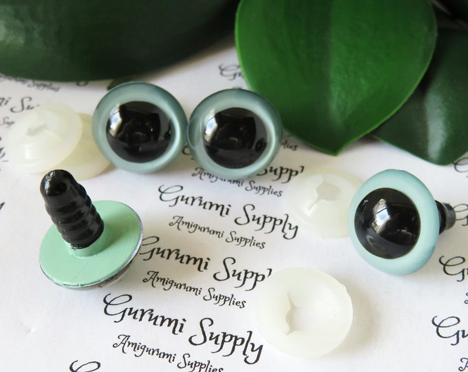18mm Hand Painted Pale Olive Green Iris Black Pupil Round Safety Eyes and Washers: 2 Pairs - Dolls / Amigurumi / Animals / Stuffed Creations