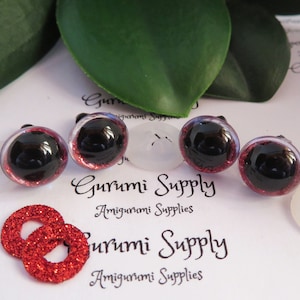 12mm Clear Round Plastic Safety Eyes with a Red Glitter Non-Woven Slip Iris and Washers: 2 Pairs - Dolls/Amigurumi/Animal/Crochet/Knit