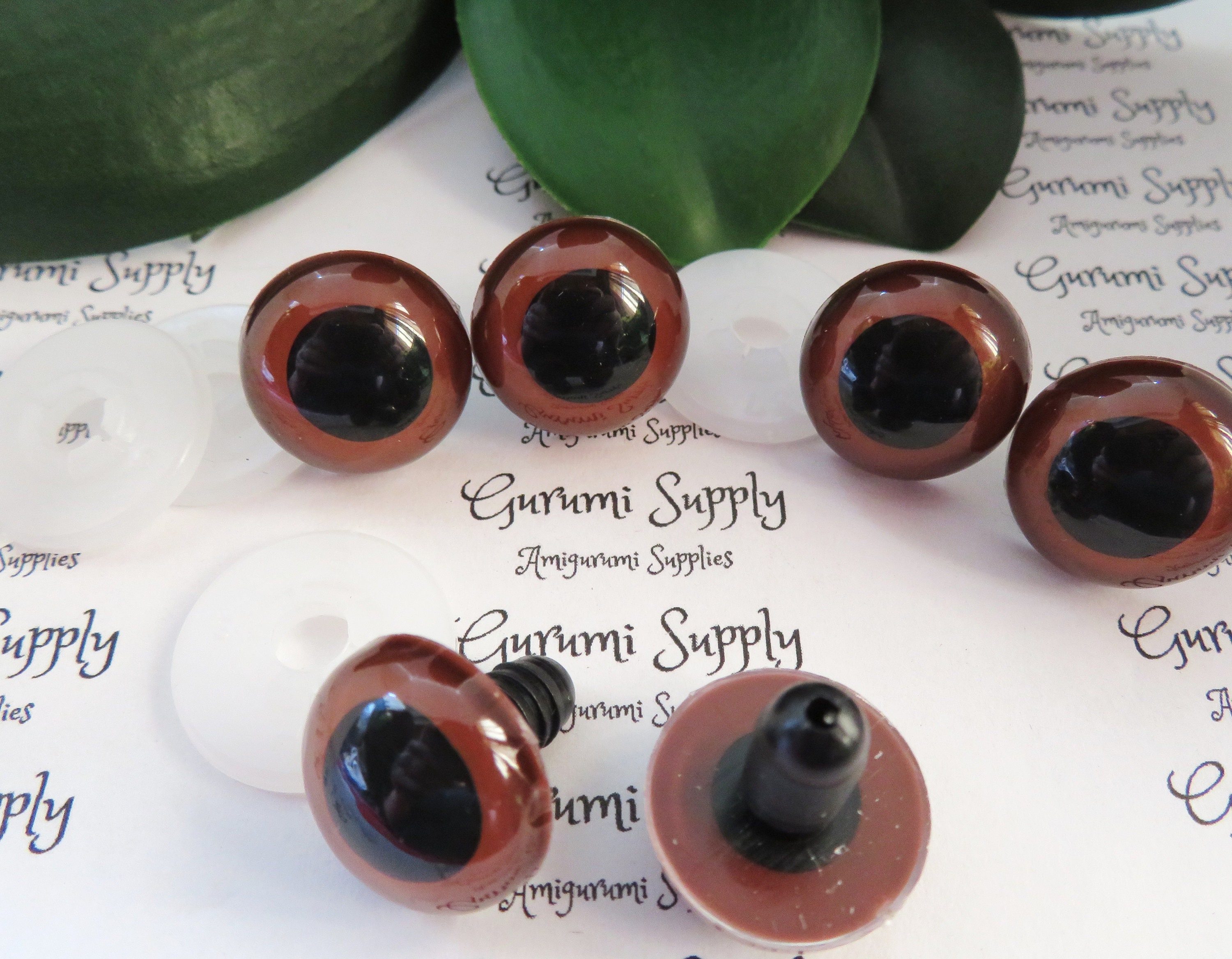 10mm White Iris Black Pupil Round Safety Eyes and Washers: 4 Pairs - Dolls  / Amigurumi / Animals / Stuffed Creations / Crochet / Paintfree