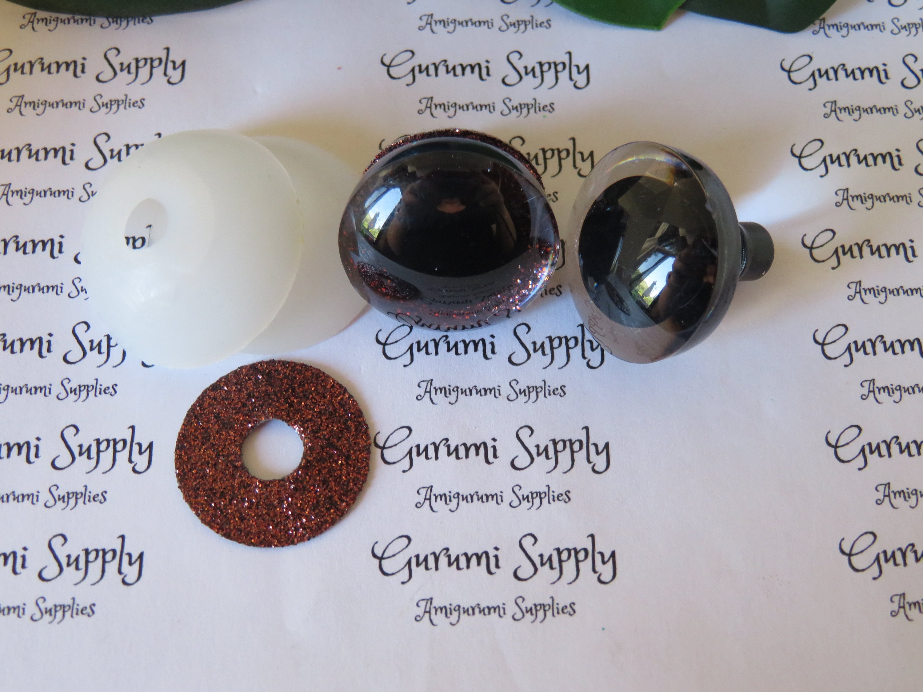 20mm Clear Round Safety Eyes With a Red Sparkle Glitter Non-woven