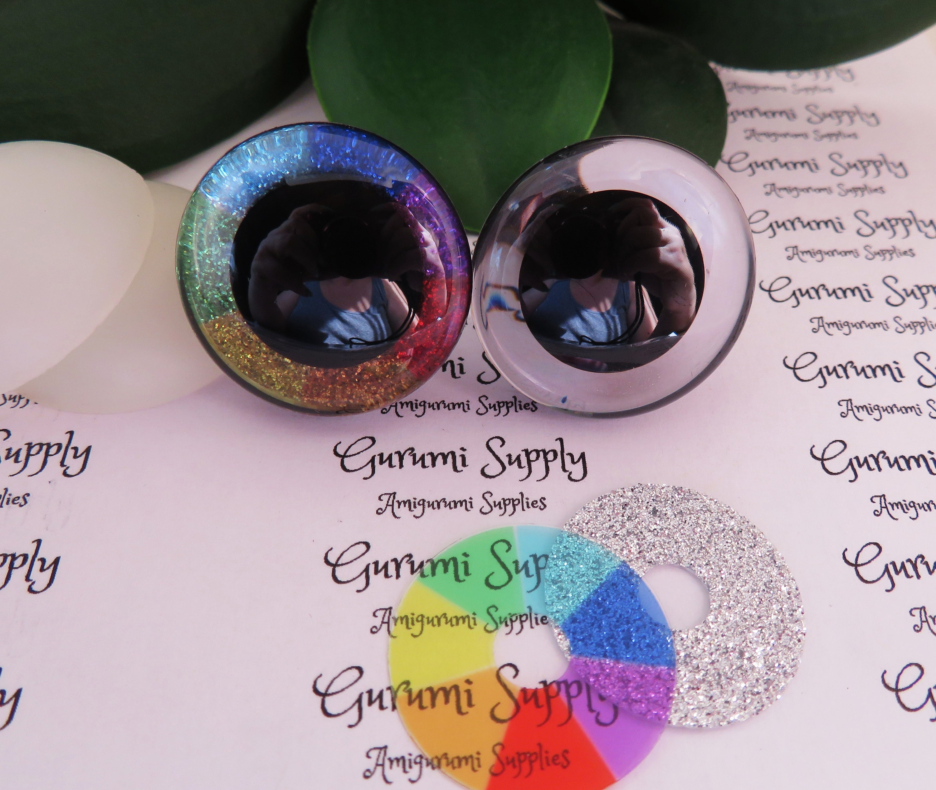 30mm Clear Trapezoid Plastic Safety Eyes with a Rainbow Circle and Silver  Glitter Non-Woven Slip Iris and Washers: 1 Pair - Amigurumi Animal