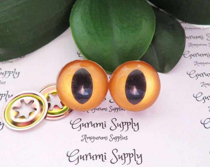 21mm Hand Painted Gold Color Iris Black Pupils Round Cat Style Safety Eyes and Washers: 1 Pair – Dragons / Amigurumi / Animals Creations
