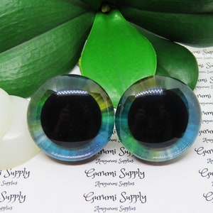 40mm Blue Green Iris 3D Style Trapezoid Safety Eyes and Washers: 1 Pair - Amigurumi / Animal / Stuffed Creations / Crochet / Craft Supplies