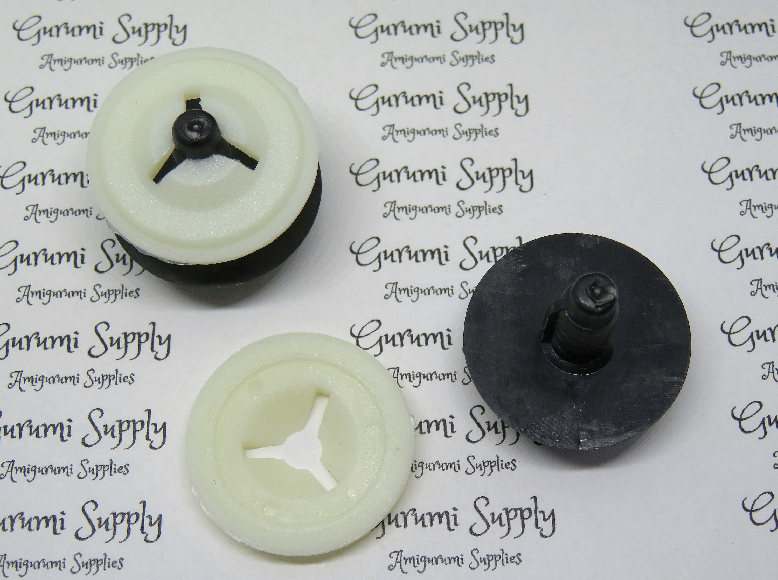 30mm Solid Black Round Safety Eyes with Washers: 1 Pair