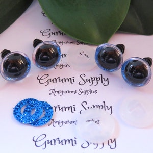Olhos de segurança de plástico transparente redondo de 12 mm com uma íris deslizante de não tecido com glitter azul escuro e arruelas: 2 pares - Bonecas/Amigurumi/Animais/Crochê/Tricô