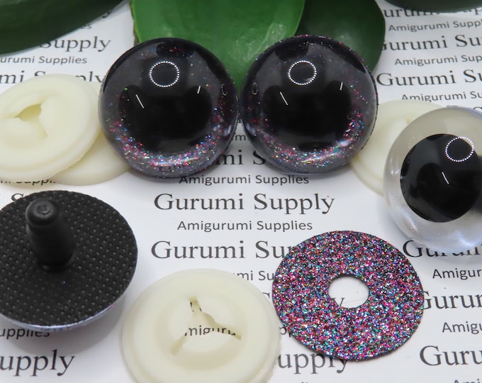 30mm Clear Round Plastic Safety Eyes with a Dark Sparkle Glitter Non-Woven Slip Iris, Black Iris and Washers: 1 Pair - Amigurumi / Toys