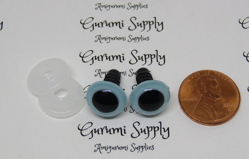 12mm Light Blue Iris with Black Pupil Round Safety Eyes and Washers: 3 Pairs Dolls / Amigurumi / Animals / Stuffed Creations / Craft / Toy image 4