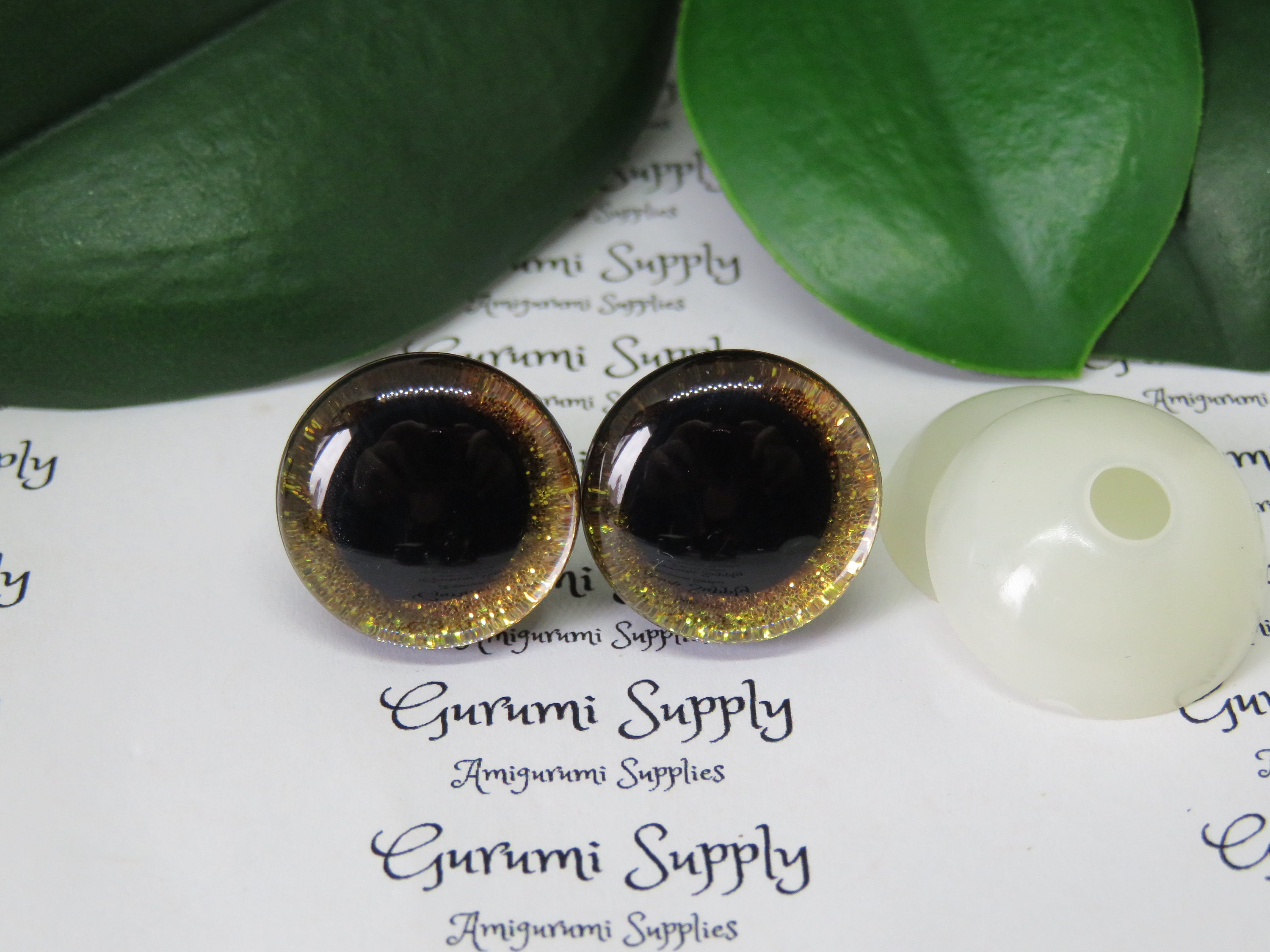 20mm Clear Trapezoid Safety Eyes with a Silver Glitter Slip and Black Iris  with Washers: 1 Pair - Dolls / Amigurumi / Animals / Crochet