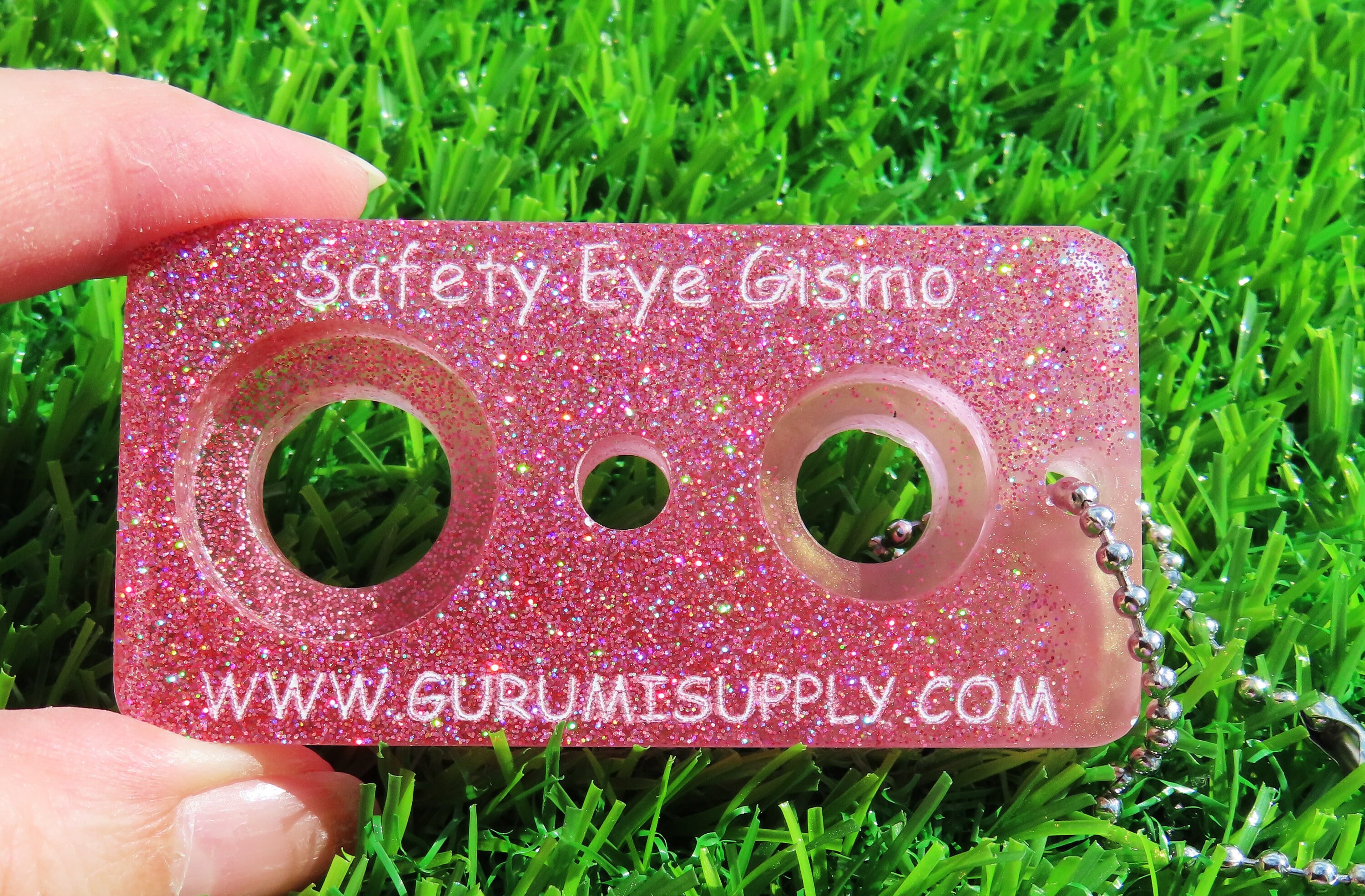 Safety Eye Gismo Blushing Gold Glitter Keychain Safety Eye Tool