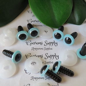 10mm Light Blue Iris Black Pupil Round Safety Eyes and Washers: 4 Pairs - Dolls/Amigurumi/Animals/ Stuffed Creations/Crochet/Paintfree/Knit