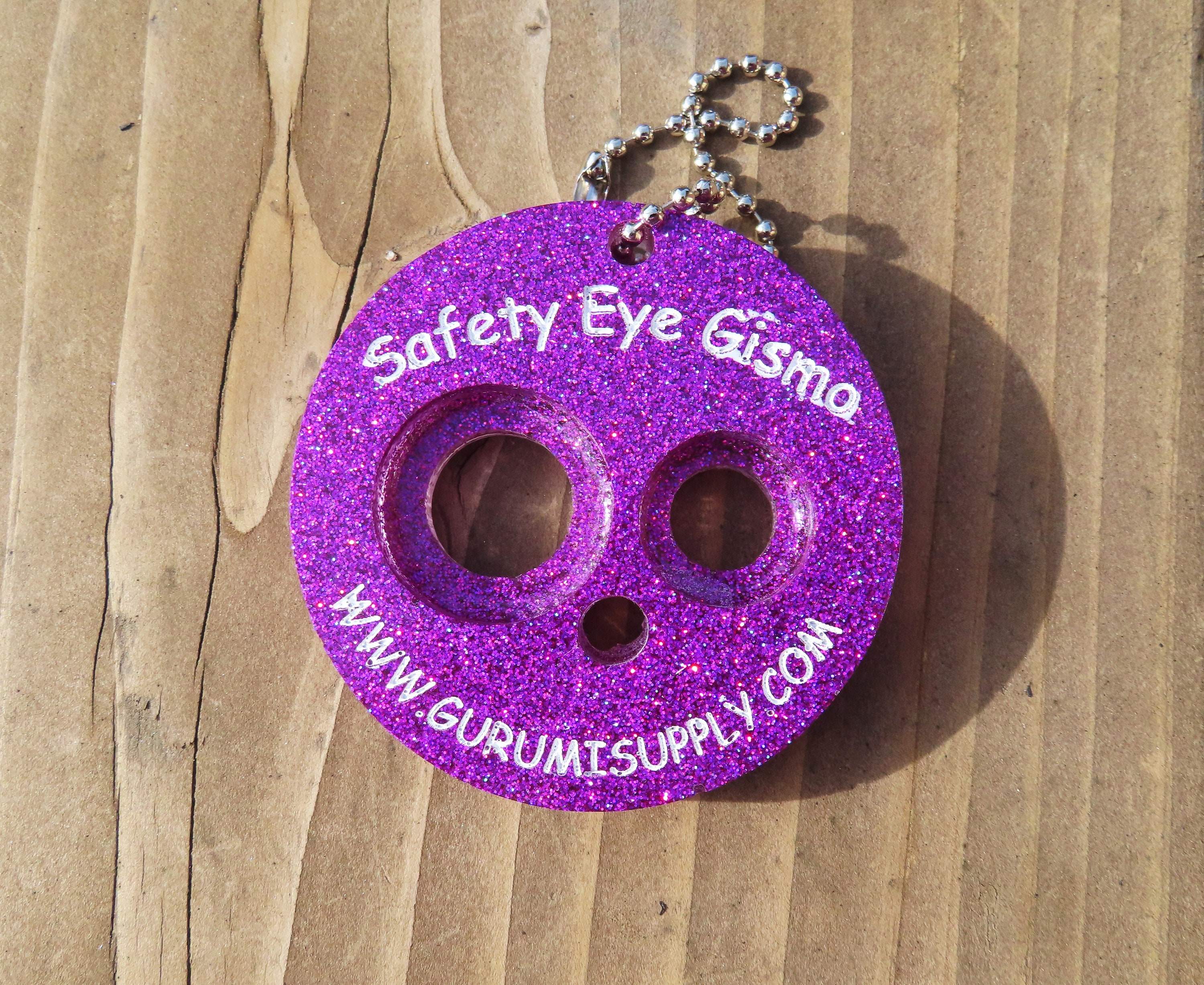 Safety Eye Gismo Petite Size OntheGo Keychain Safety Eye Tool
