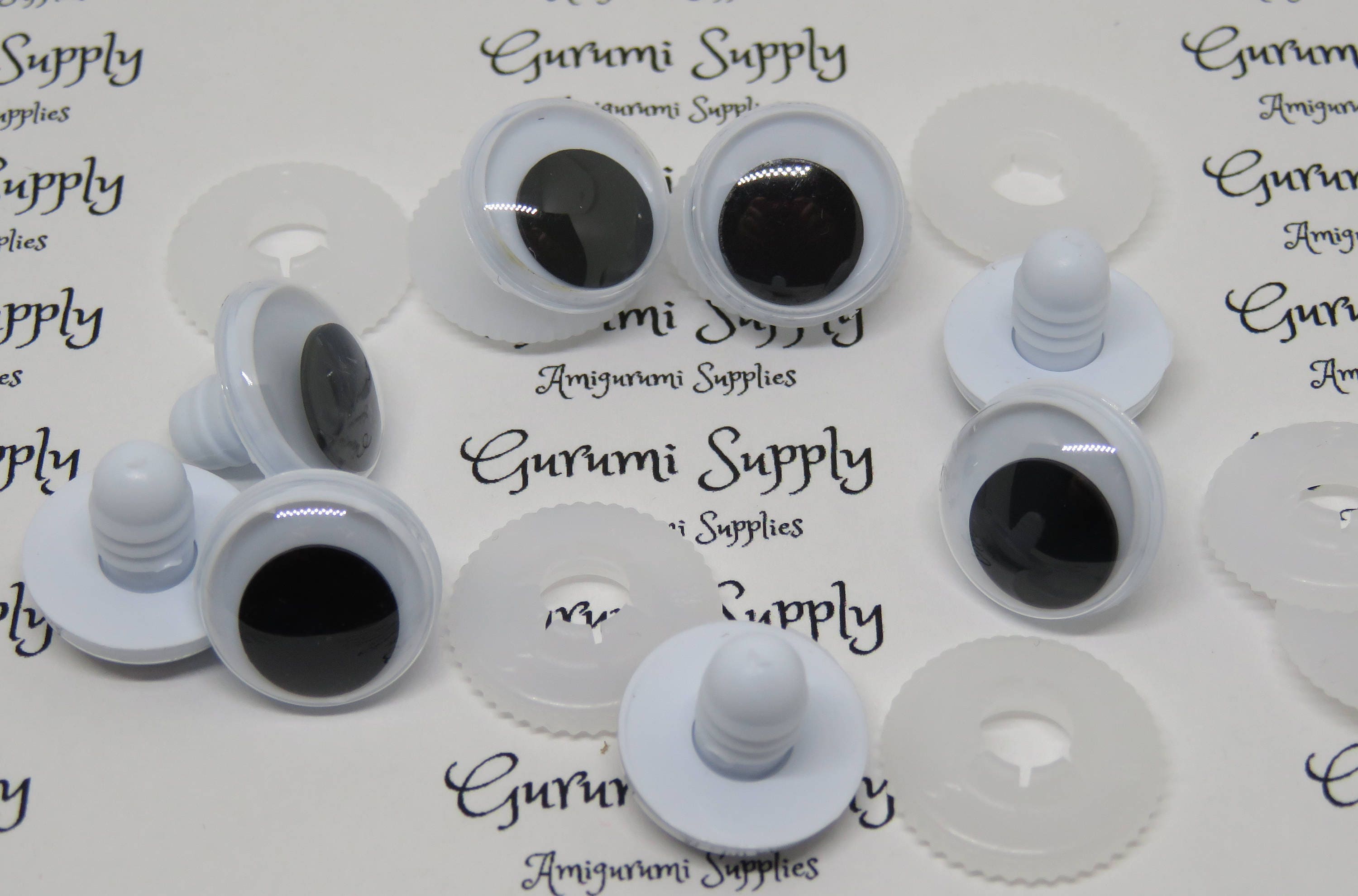 15mm White Round Wiggly Safety Eyes with Washers 2 Count/ 1 Pair