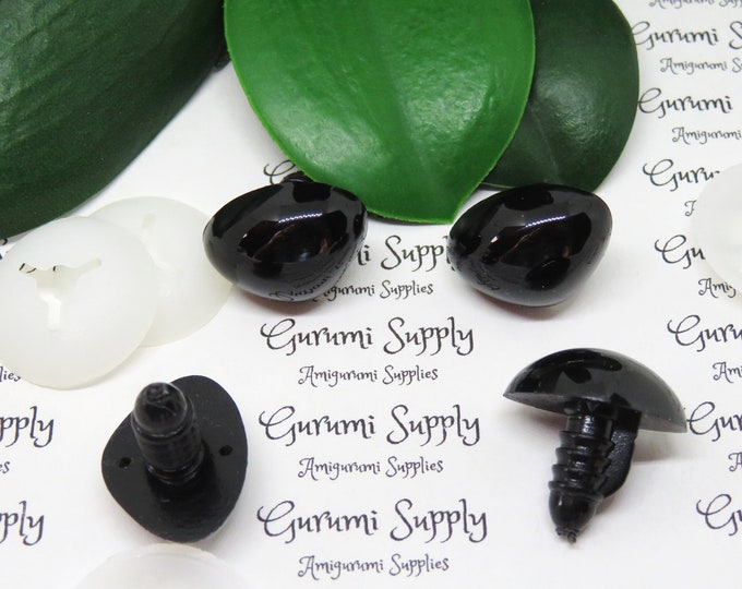 22mm Solid Black Triangle Safety Noses with Washers - 2 ct / Amigurumi / Animal / Doll / Craft / Stuffed Creations / Crochet / Knit / Bear