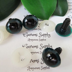 16mm Hand Painted Viridian Green Iris Black Pupil Round Safety Eyes and Washers: 2 Pairs - Dolls/Amigurumi/Animals/Stuffed Creations/Crochet