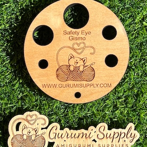 Safety Eye Gismo - Circle - Safety Eye Tool - Safety Eye Jig - Safety Eye Helper - Wood - Trapezoid Eye - Animal Eye - Craft Eye - Amigurumi