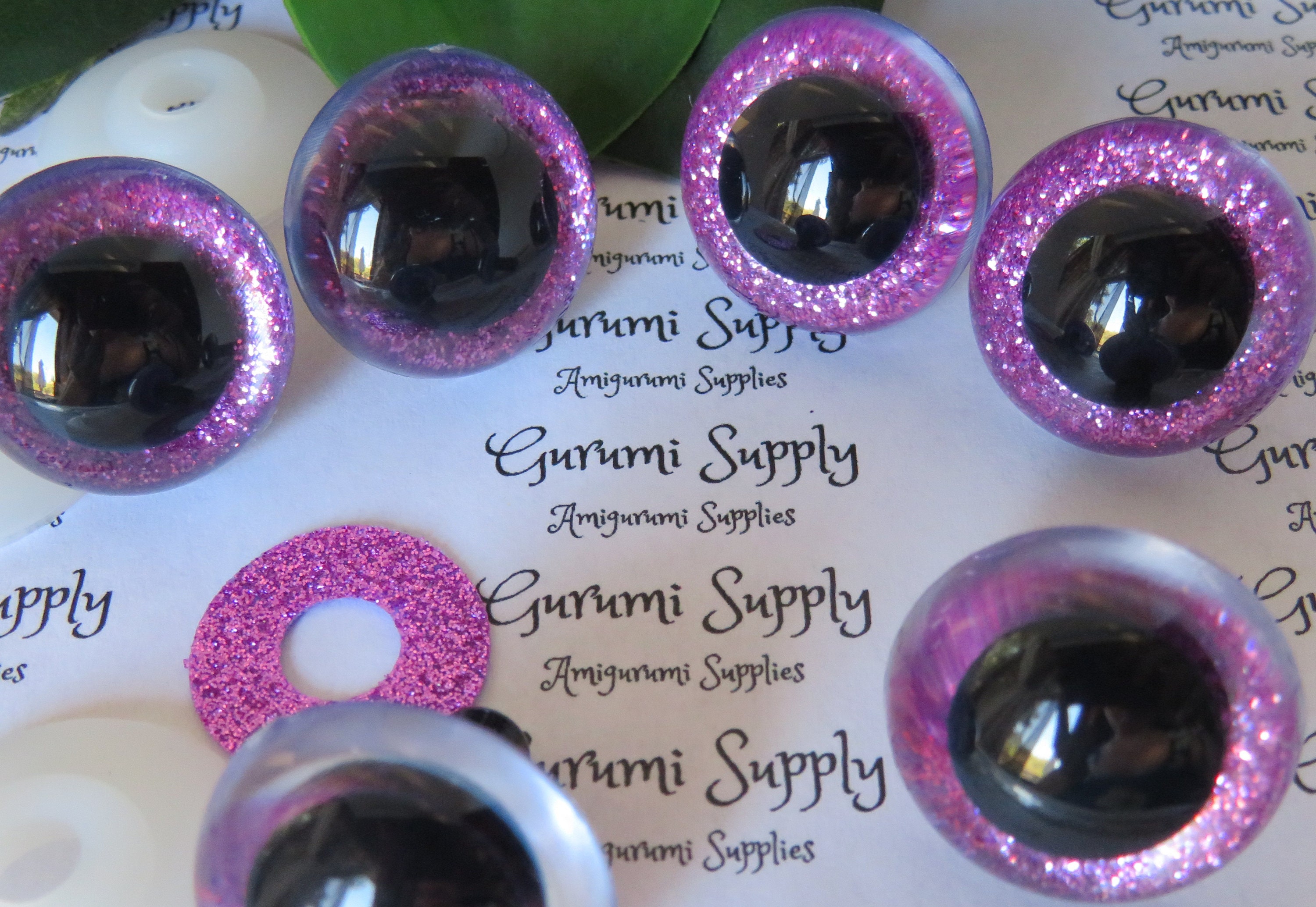 24mm Clear Round Safety Eyes with Hot Pink Glitter Non-Woven Slip Iris,  Black Pupil and Washers: 1 Pair - Dolls / Amigurumi / Animals / Toys