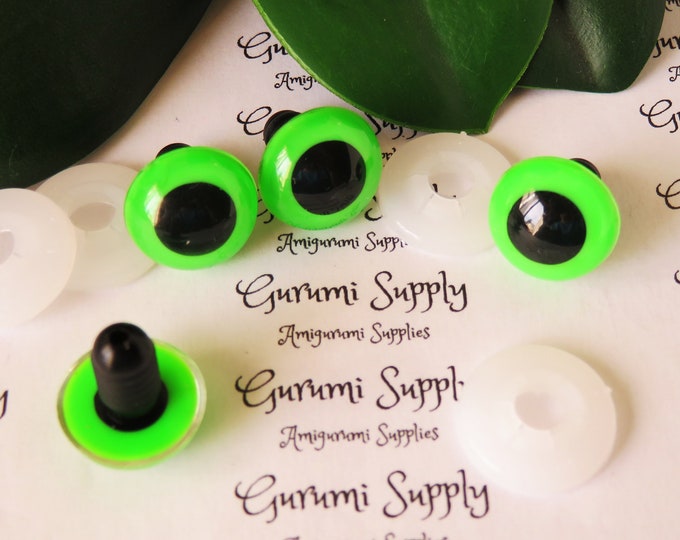 15mm Neon Green Iris Black Pupil Round Safety Eyes and Washers: 2 Pairs - Doll / Amigurumi / Animal / Creation / Plastic / Crochet / Knit