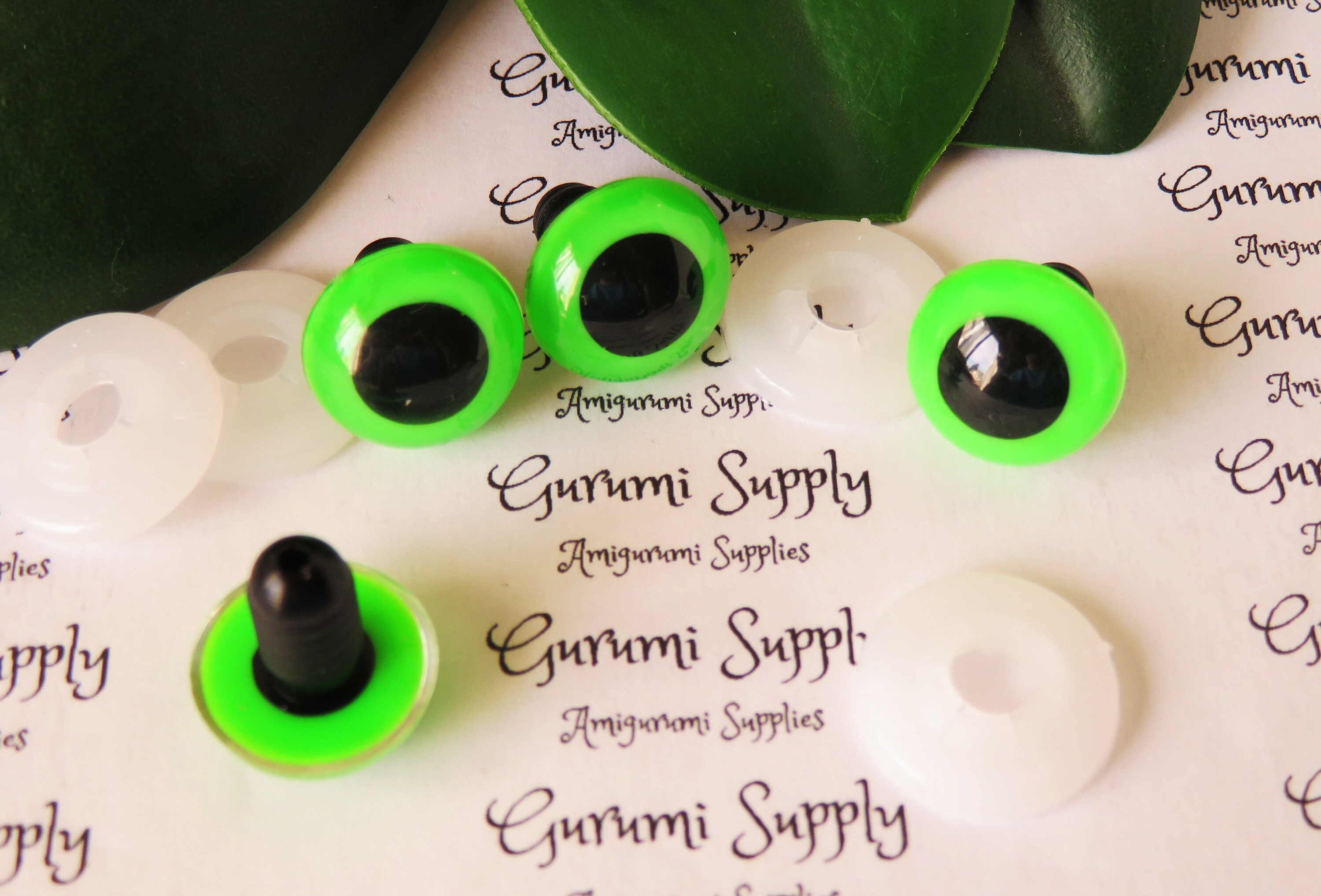 15mm Neon Green Iris Black Pupil Round Safety Eyes and Washers: 2 Pairs -  Doll / Amigurumi / Animal / Creation / Plastic / Crochet / Knit