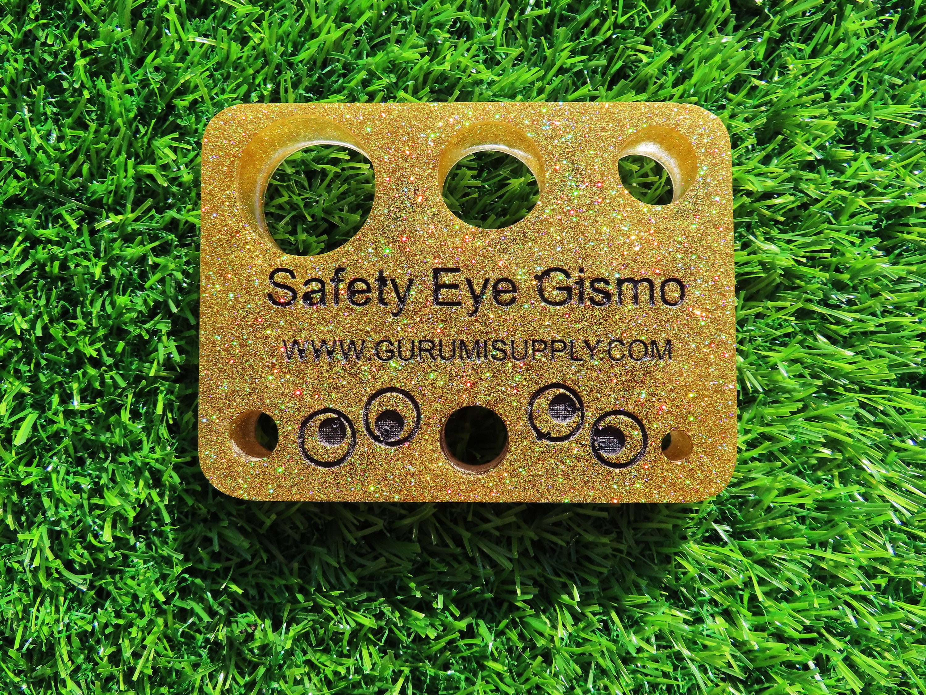 Safety Eye Gismo Purple Grape with Glitter - Keychain - Safety Eye Tool -  Safety Eye Jig - Safety Eye Helper - Amigurumi - Travel Size
