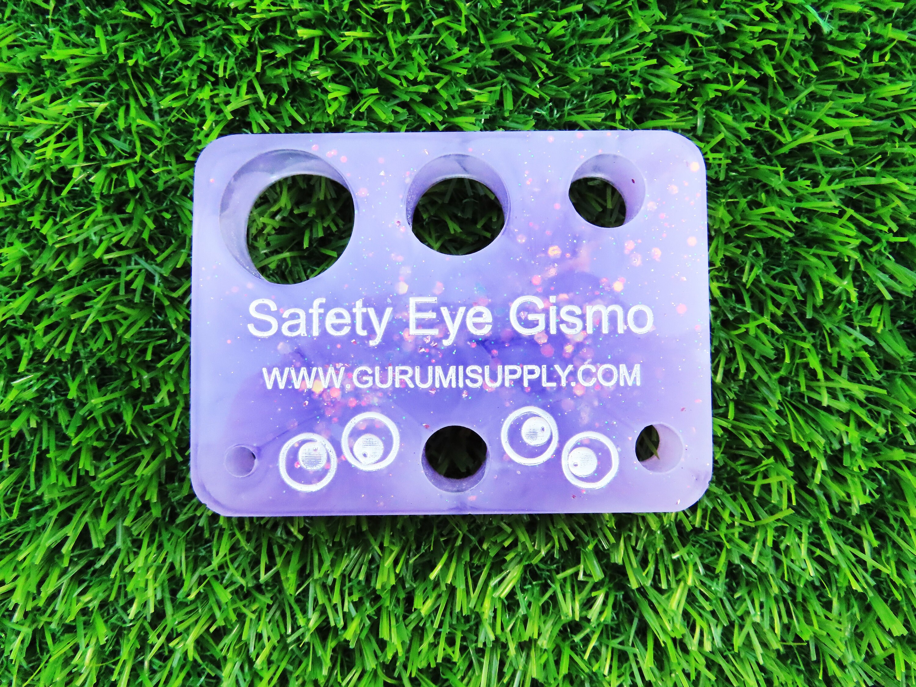 Safety Eye Gismo Pearlized Purple Grape with Glitter Rectangle