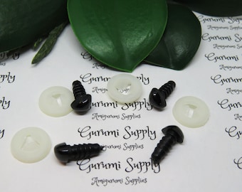 Narices de seguridad negras sólidas de 8 mm con arandelas - 4 unidades / Narices de amigurumi / Animales / Creaciones de peluche / Juguetes de peluche / Narices triangulares / Crochet