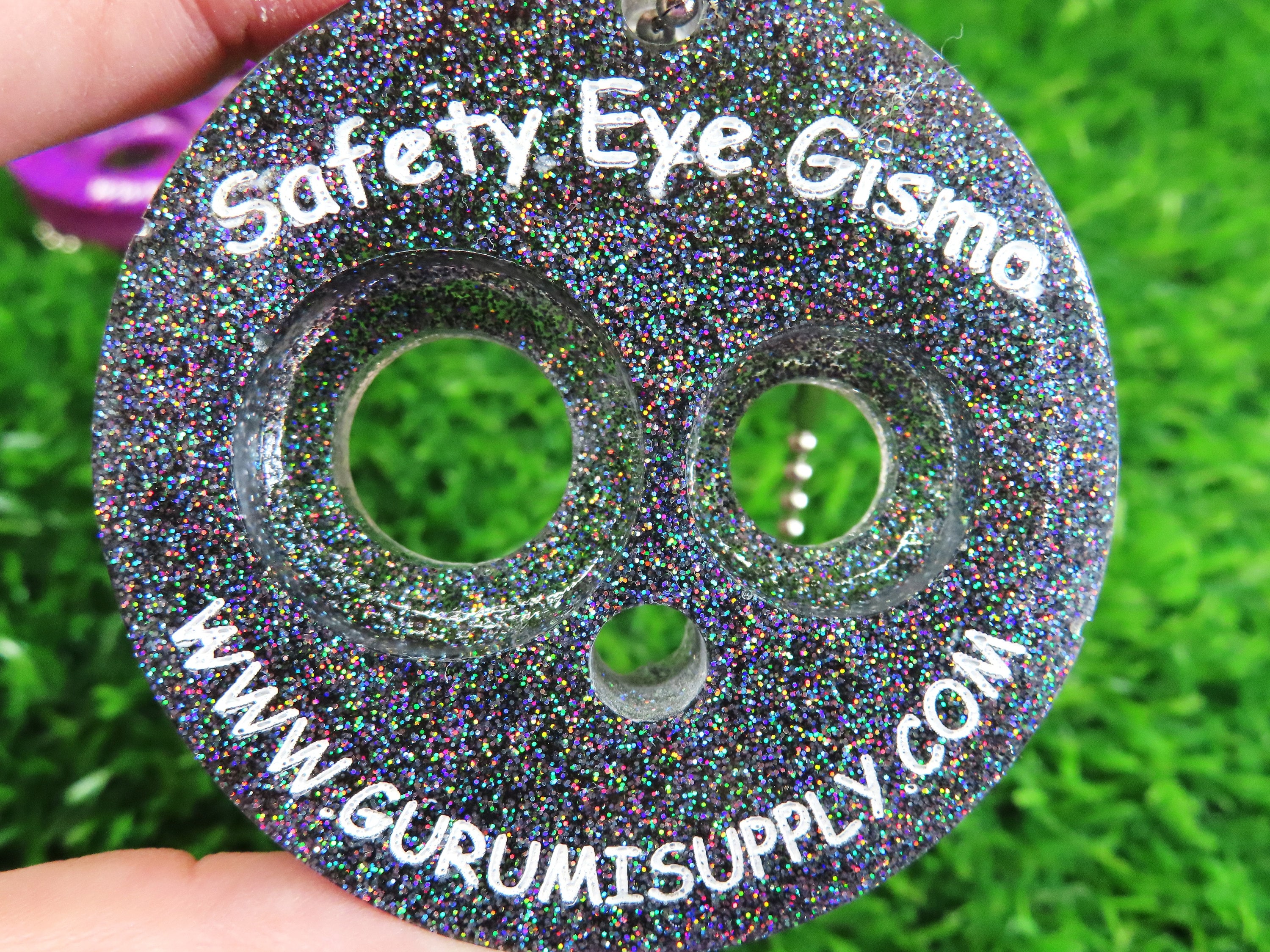 Safety Eye Gismo Petite Size OntheGo Keychain Safety Eye Tool