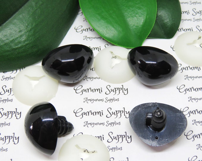 26mm Solid Black Triangle Safety Noses with Washers - 2 ct / Amigurumi / Animal / Doll / Craft / Stuffed Creations / Crochet / Knit / Bear