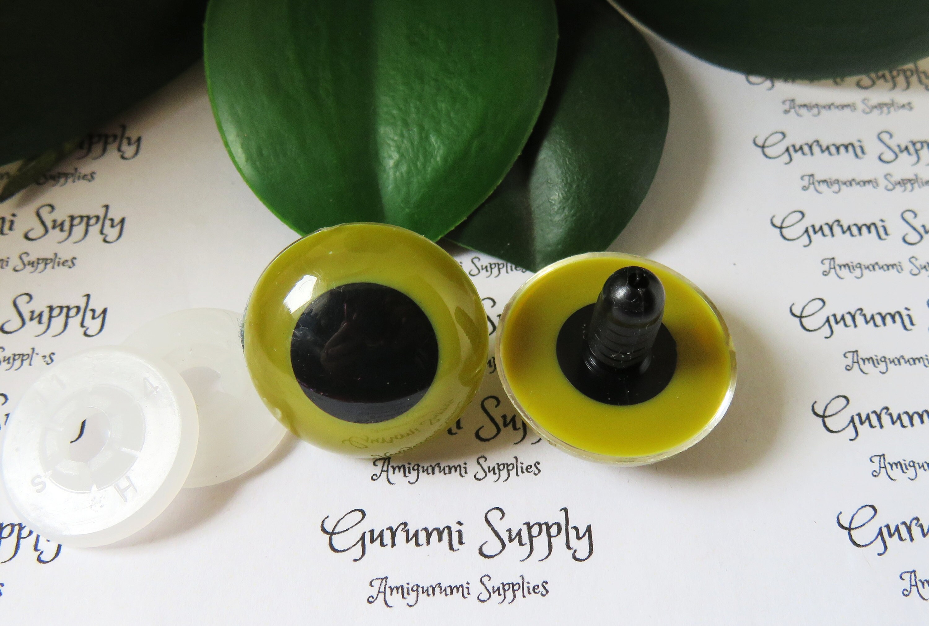 15mm Dark Brown Iris Black Pupil Round Safety Eyes and Washers: 2 Pairs -  Doll / Amigurumi / Animal / Stuffed Creation / PaintFree / Crochet