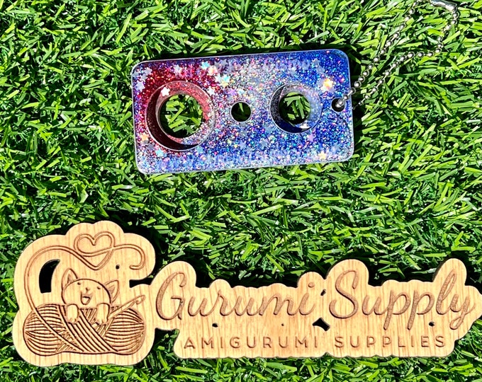 Safety Eye Gismo Patriotic Glitter - Keychain - Safety Eye Tool - Safety Eye Jig - Safety Eye Helper - Amigurumi - Travel - On-the-Go