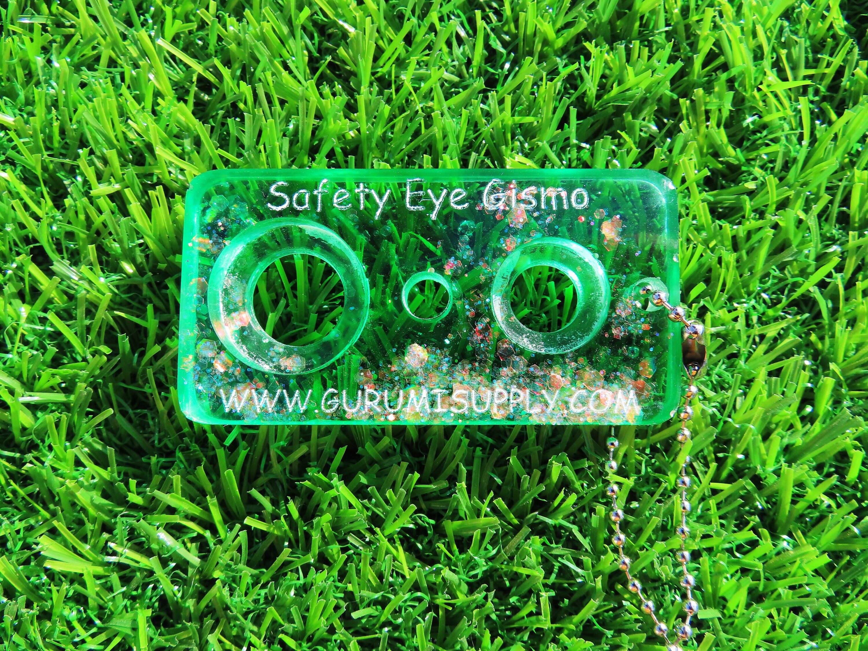 Safety Eye Gismo Transparent Green with Glitter Keychain Safety Eye