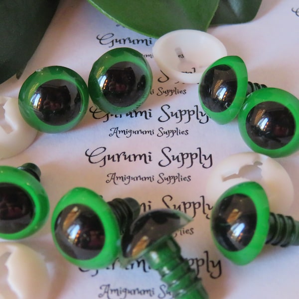 15mm Green Iris Black Pupil Round Safety Eyes and Washers: 2 Pairs - Dolls / Amigurumi / Animals / Toys / Stuffed Creations / Doll Making