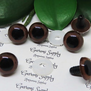 10mm Olive Green Iris Black Pupil Round Safety Eyes and Washers: 4