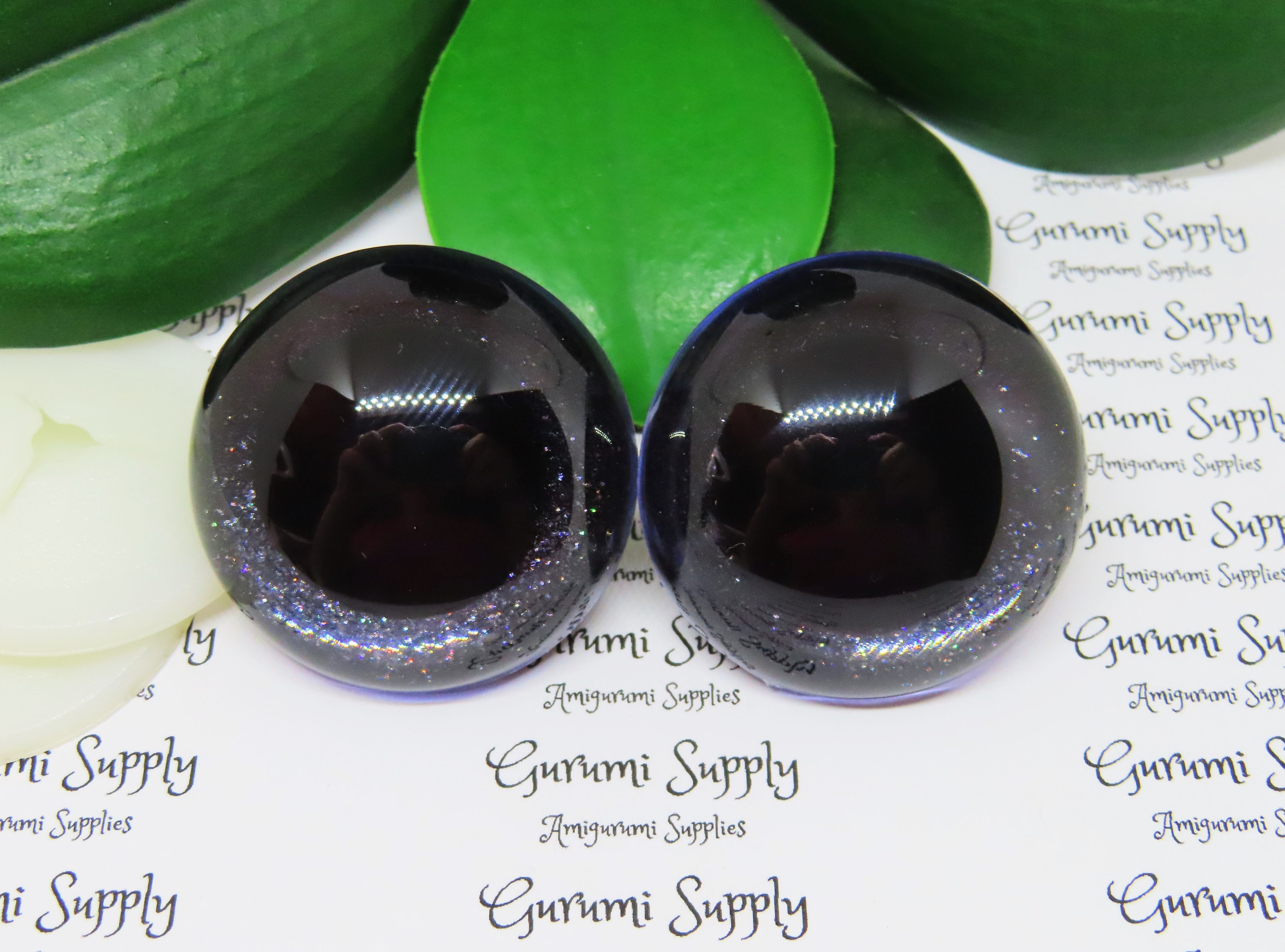 10mm Violet Purple Iris Black Pupil Round Safety Eyes and Washers