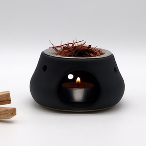 Minimalist Incense Burner with Sieve, Yoga Gift, Unique Holiday Gift Idea, Handmade Pottery, Christmas gift