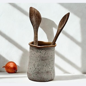 Utensil Holder, Handmade Pottery, Rustic Home Decor, Utensil Crock, Кitchen Оrganization, Natural Kitchenware, Gift for Cook, Minimalist