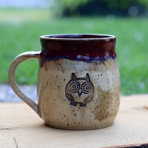 Caneca de coruja, presente de coruja, caneca de coruja de cerâmica, corujas, presente para amantes da natureza, caneca grande